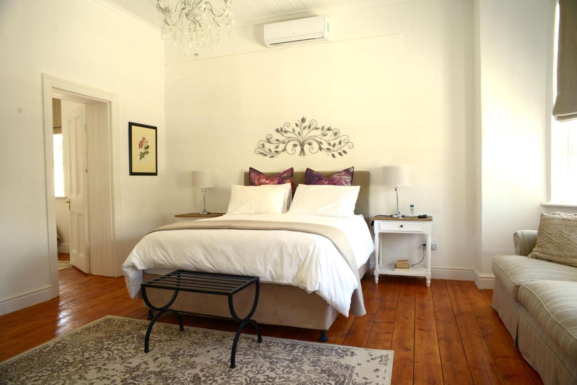 The Sanctuary Bed & Breakfast Prince Albert Room photo